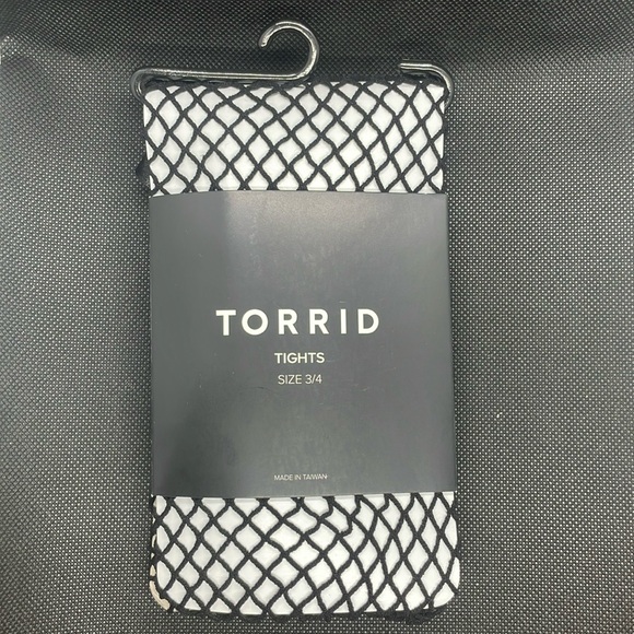 Plus Size Fishnets - Picture 1 of 2